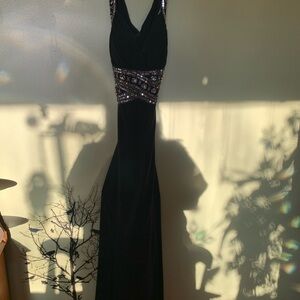 Cocktail dress/ formal dress